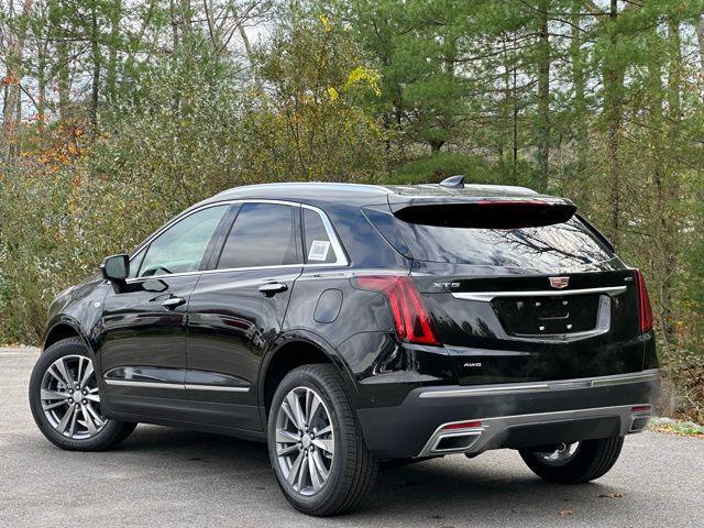 new 2025 Cadillac XT5 car, priced at $59,190