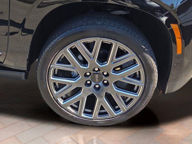 used 2025 GMC Yukon car, priced at $97,800