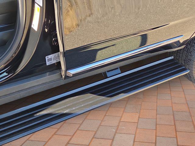 used 2025 GMC Yukon car, priced at $97,800