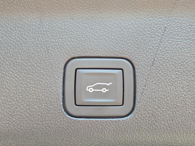 used 2025 GMC Yukon car, priced at $97,800