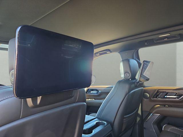 used 2025 GMC Yukon car, priced at $97,800