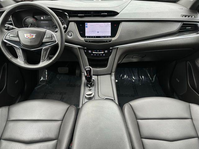 used 2021 Cadillac XT5 car, priced at $35,295