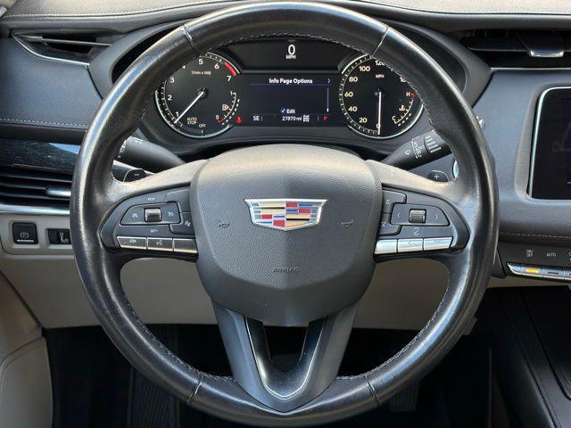 used 2023 Cadillac XT4 car, priced at $28,000