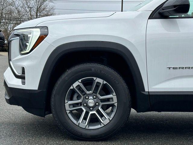 new 2025 GMC Terrain car, priced at $33,395