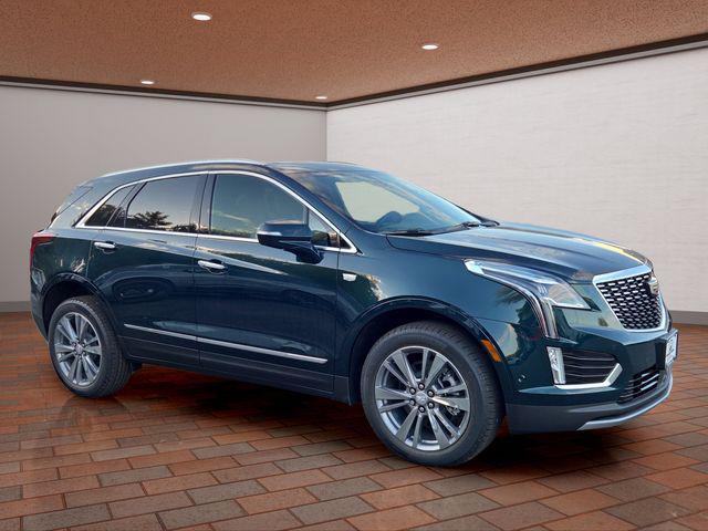 new 2025 Cadillac XT5 car, priced at $59,735