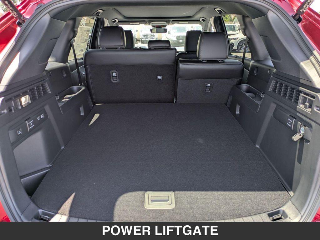 new 2025 Mazda CX-70 PHEV car, priced at $59,640