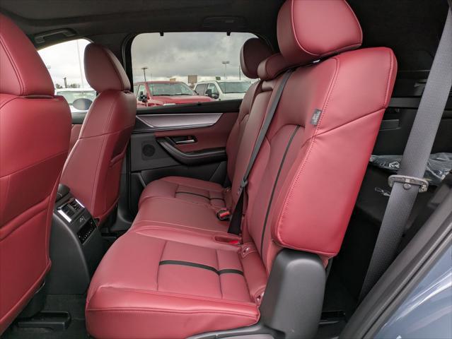 new 2025 Mazda CX-70 car