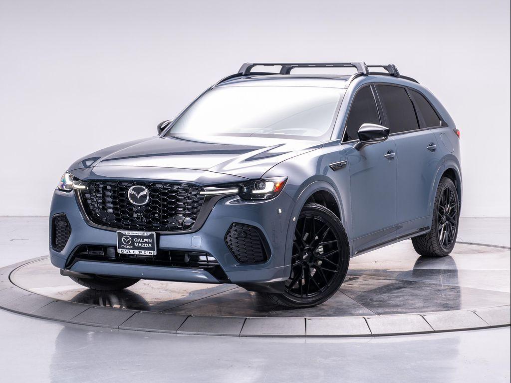 new 2025 Mazda CX-70 car