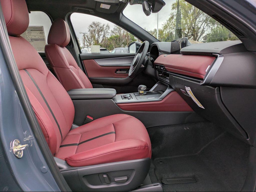 new 2025 Mazda CX-70 car