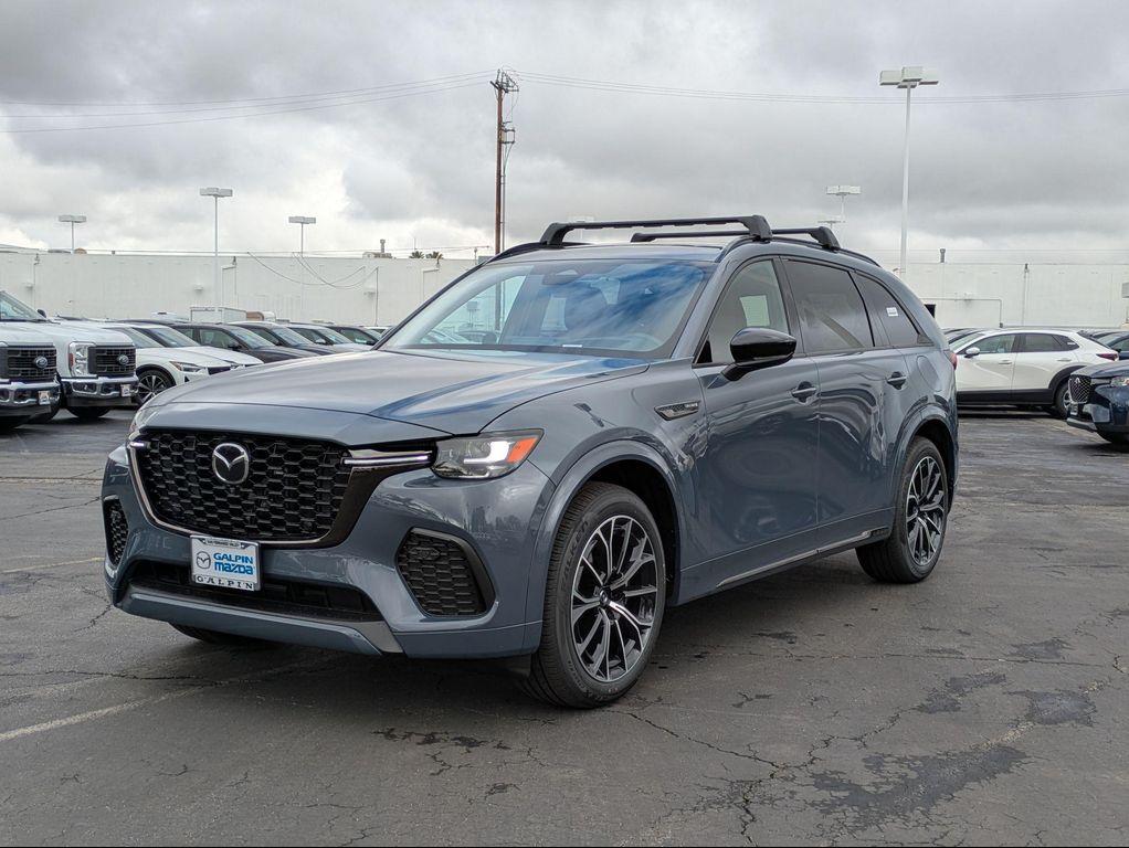 new 2025 Mazda CX-70 car