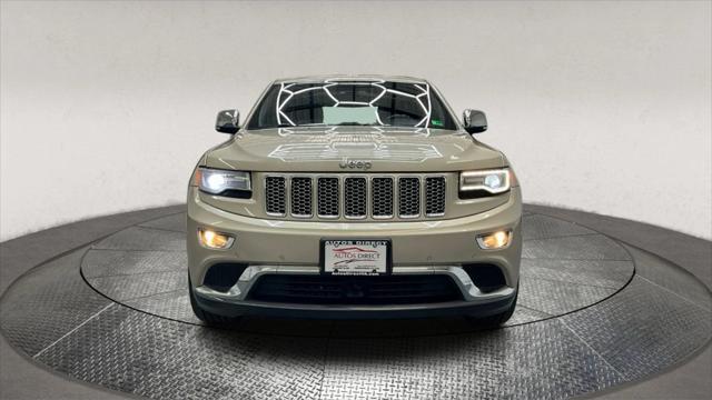 used 2014 Jeep Grand Cherokee car, priced at $17,495