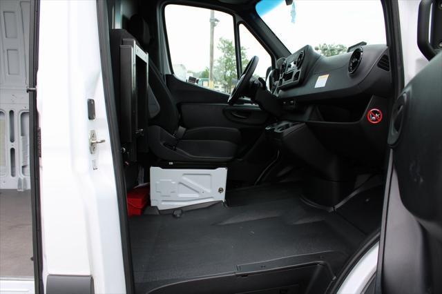 used 2020 Mercedes-Benz Sprinter 2500 car, priced at $26,995