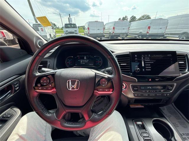 used 2021 Honda Pilot car, priced at $25,999