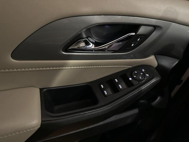 used 2022 Chevrolet Traverse car, priced at $22,444