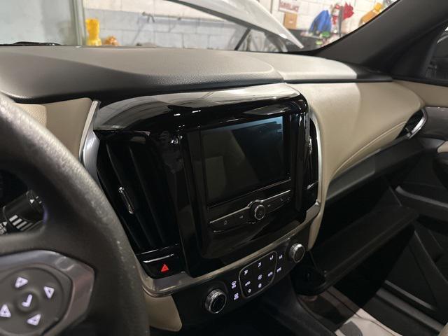 used 2022 Chevrolet Traverse car, priced at $22,444