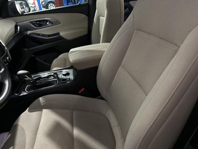 used 2022 Chevrolet Traverse car, priced at $22,444