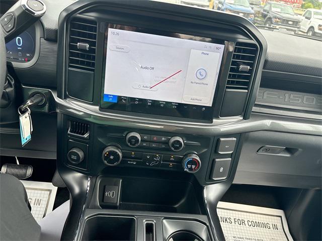 new 2025 Ford F-150 car, priced at $42,914