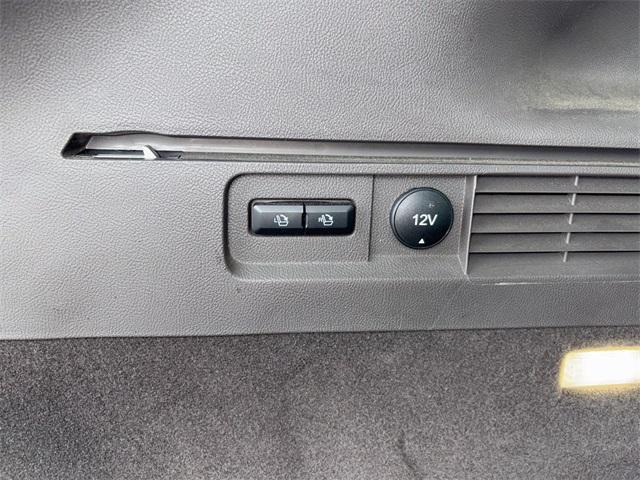 used 2022 Lincoln Nautilus car, priced at $30,659