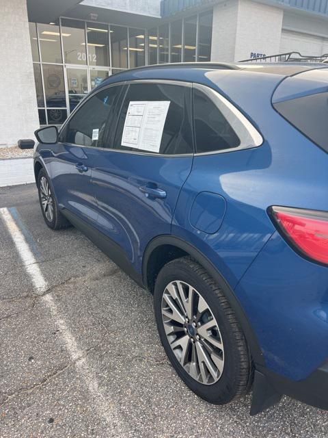 used 2022 Ford Escape car, priced at $25,139