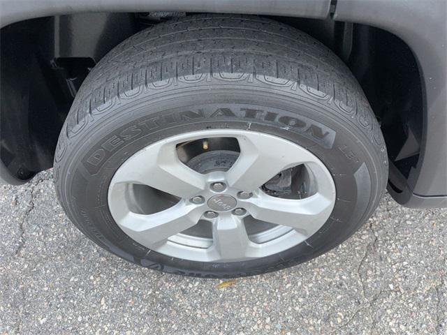 used 2020 Jeep Compass car, priced at $15,375