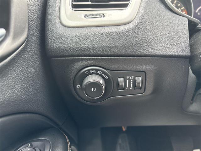 used 2020 Jeep Compass car, priced at $15,375