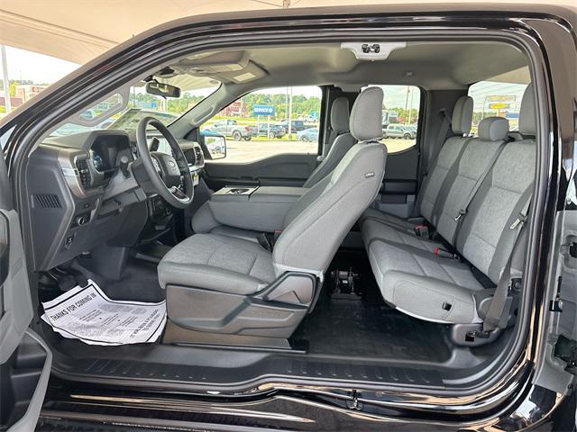 new 2025 Ford F-150 car, priced at $49,671
