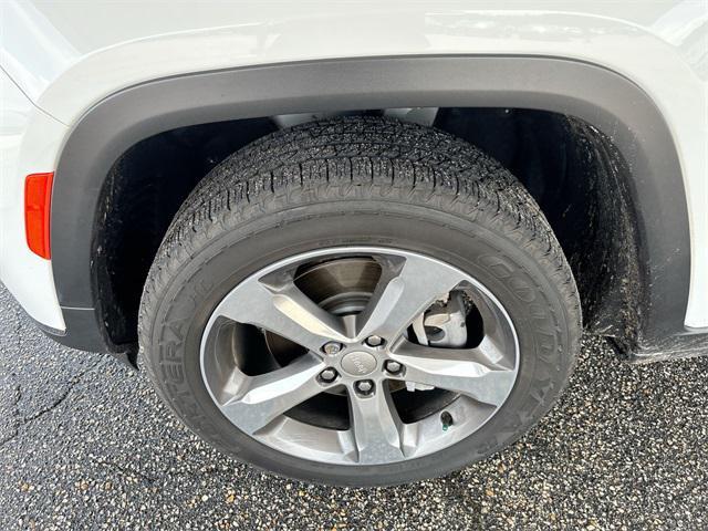 used 2021 Jeep Grand Cherokee L car, priced at $30,999