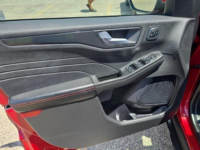 used 2023 Ford Escape car, priced at $27,406