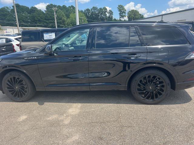 used 2022 Lincoln Aviator car, priced at $44,999