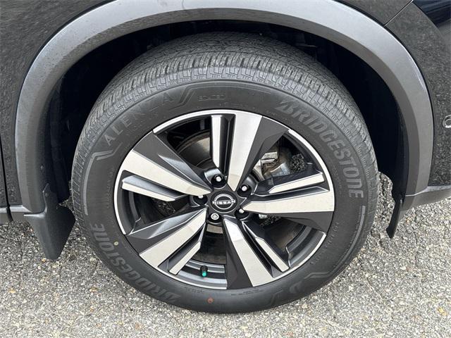 used 2022 Nissan Rogue car, priced at $26,999