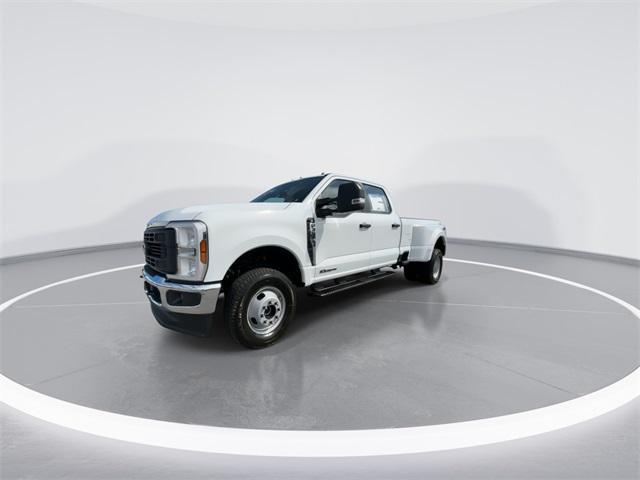 new 2025 Ford F-350 car, priced at $63,793