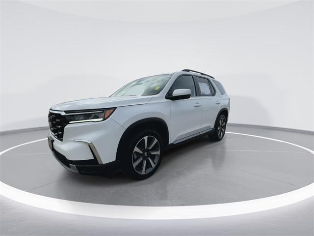 used 2024 Honda Pilot car, priced at $46,999