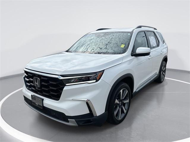 used 2024 Honda Pilot car, priced at $48,450