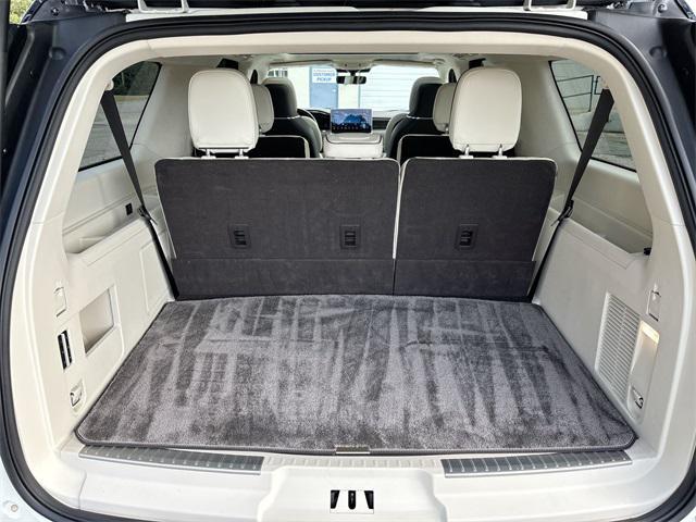 used 2024 Lincoln Navigator car, priced at $79,999
