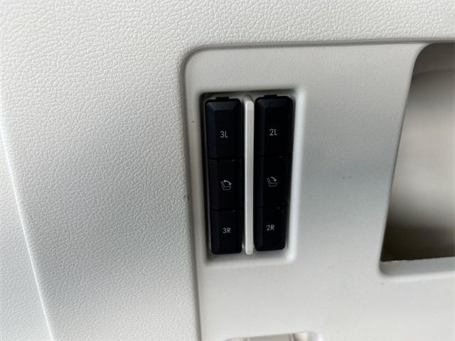 used 2024 Lincoln Navigator car, priced at $79,999