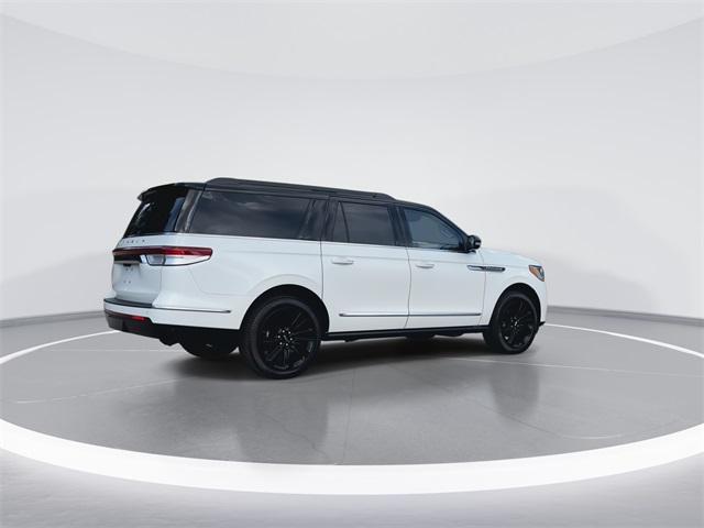 used 2024 Lincoln Navigator car, priced at $79,999
