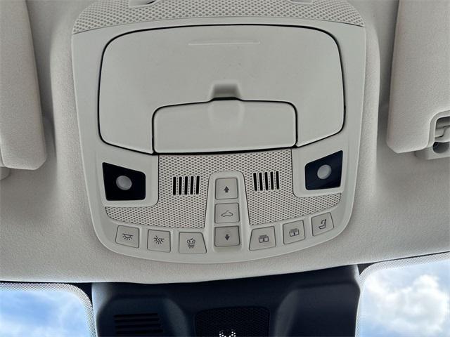used 2024 Lincoln Navigator car, priced at $79,999