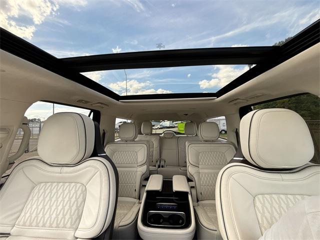 used 2024 Lincoln Navigator car, priced at $79,999