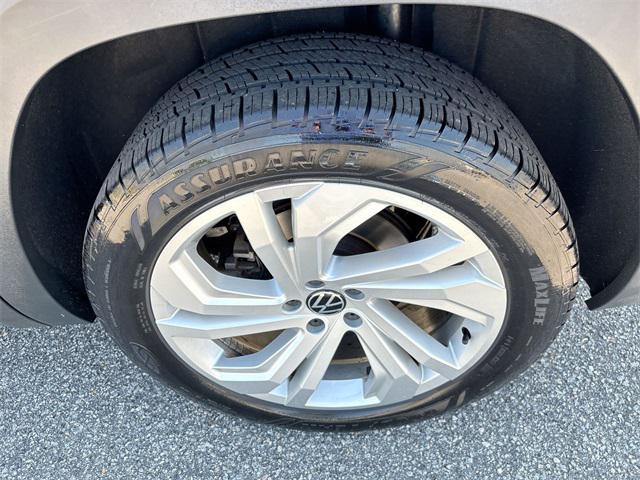 used 2021 Volkswagen Atlas car, priced at $23,999