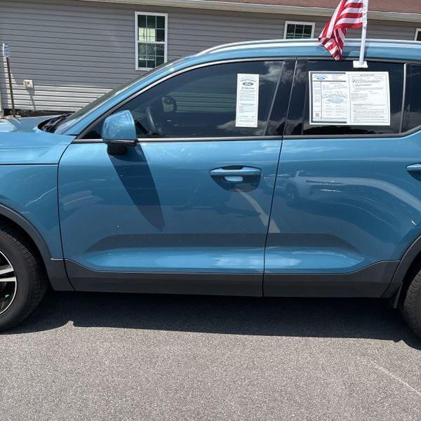 used 2023 Volvo XC40 car, priced at $24,999