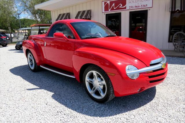 used 2004 Chevrolet SSR car, priced at $27,500
