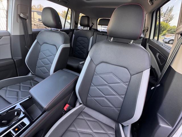 new 2025 Volkswagen Atlas car, priced at $50,051