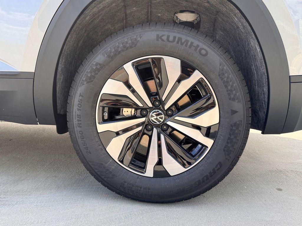 new 2026 Volkswagen Atlas Cross Sport car, priced at $40,376