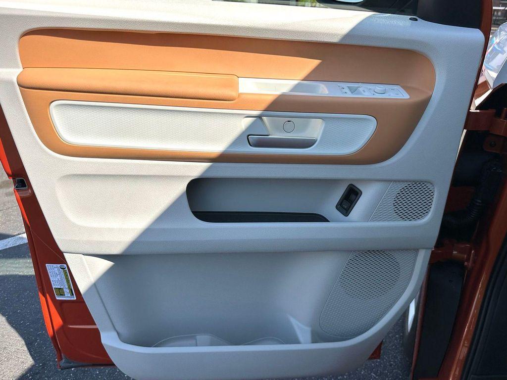 new 2025 Volkswagen ID. Buzz car
