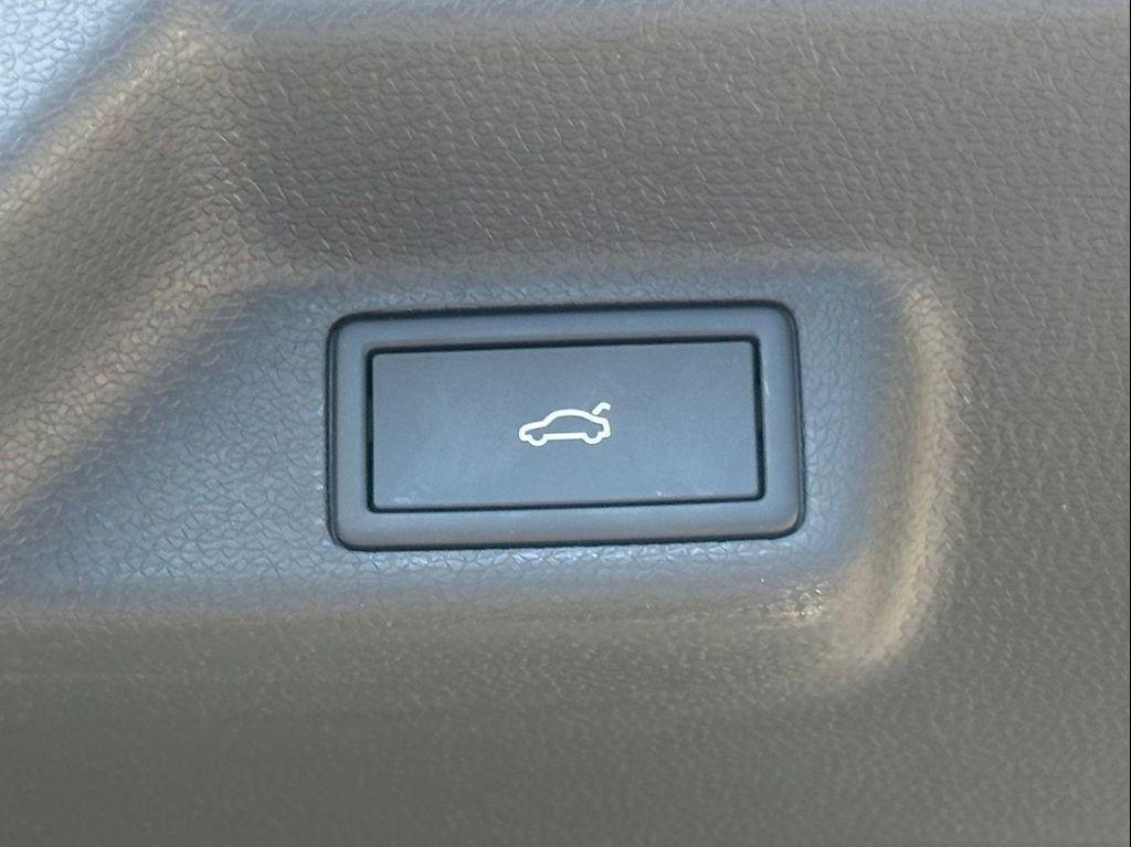 new 2025 Volkswagen ID. Buzz car