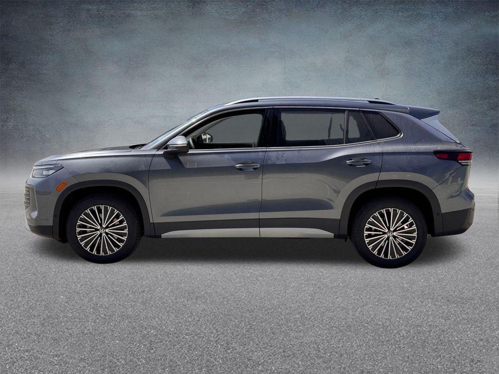 new 2025 Volkswagen Tiguan car, priced at $31,705