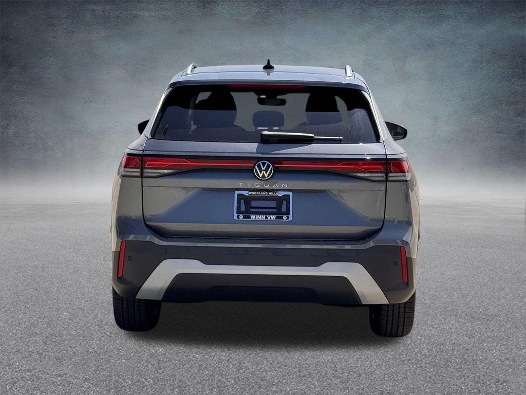 new 2025 Volkswagen Tiguan car, priced at $31,705