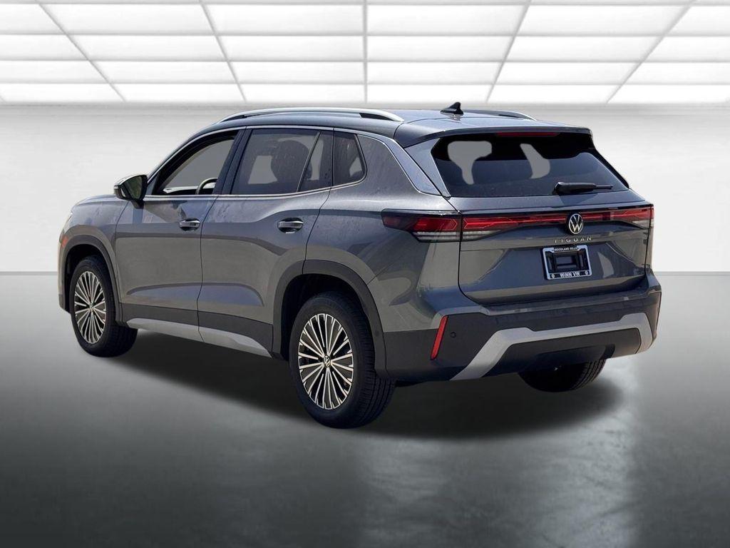 new 2025 Volkswagen Tiguan car, priced at $31,705