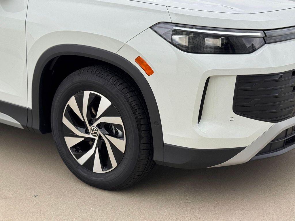 new 2025 Volkswagen Tiguan car, priced at $32,271