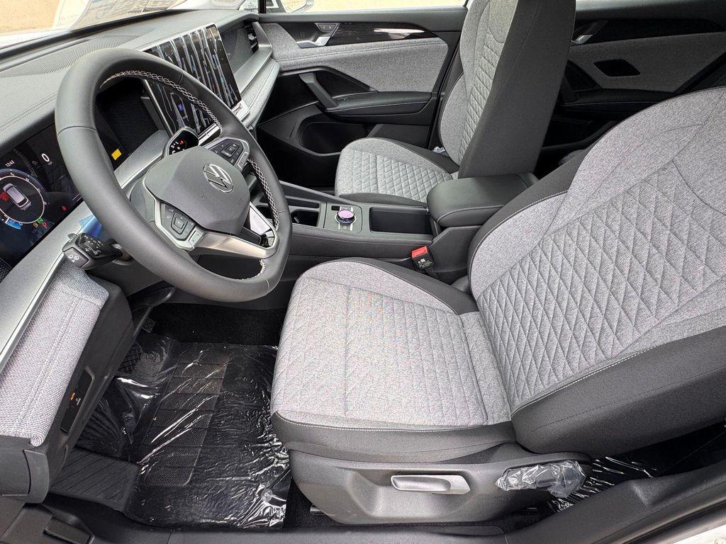 new 2025 Volkswagen Tiguan car, priced at $32,271